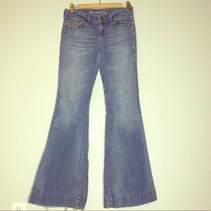 *Sold* American Eagle Super Flare Jeans